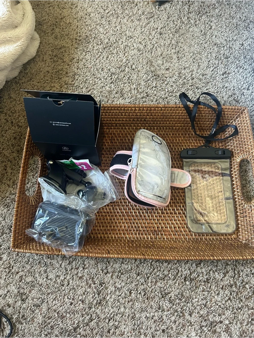 Phone accessory bundle - Running Armband, car mount, water proof pouch